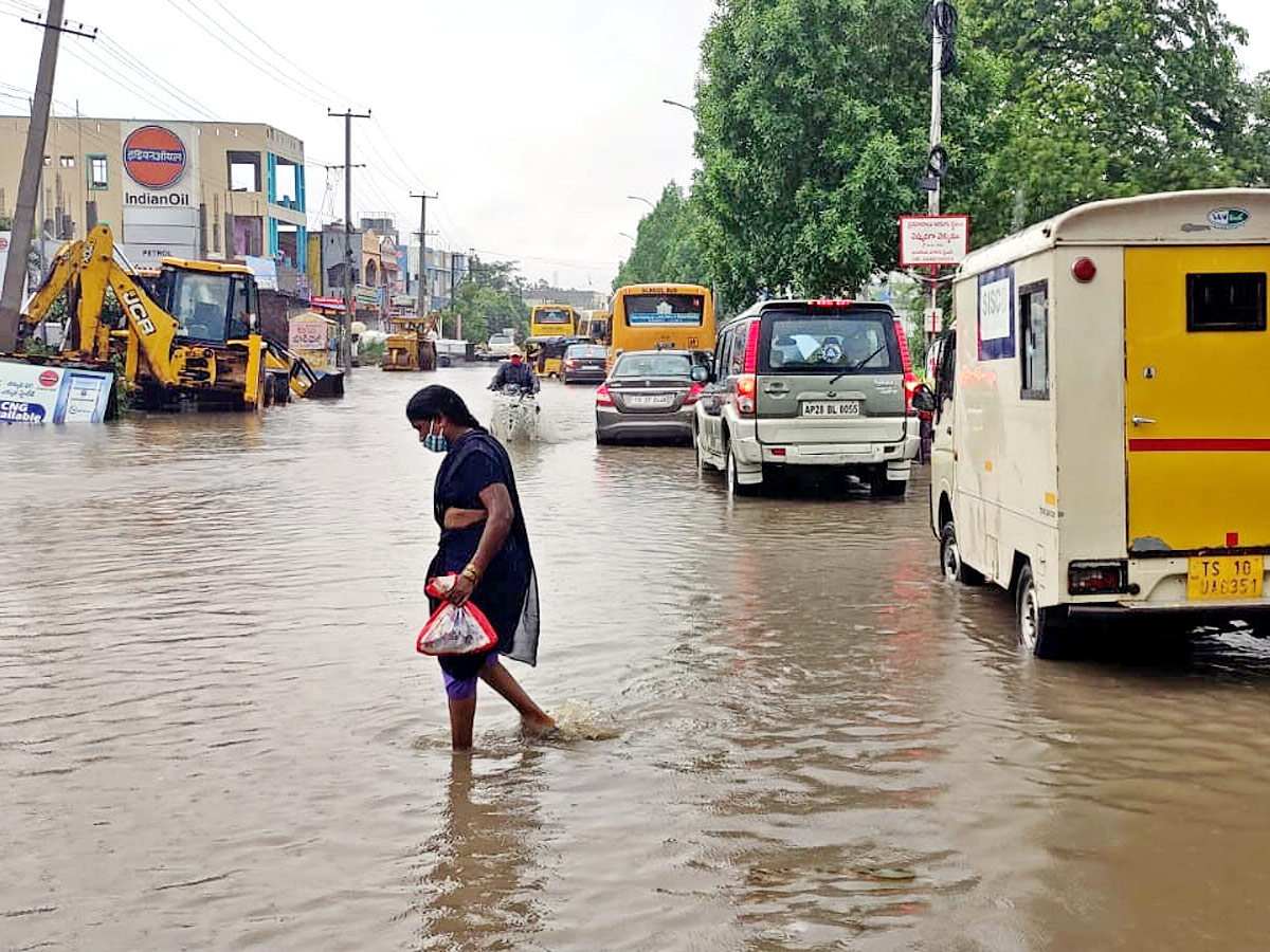 Heavy Rains Telangana Photo Gallery - Sakshi8