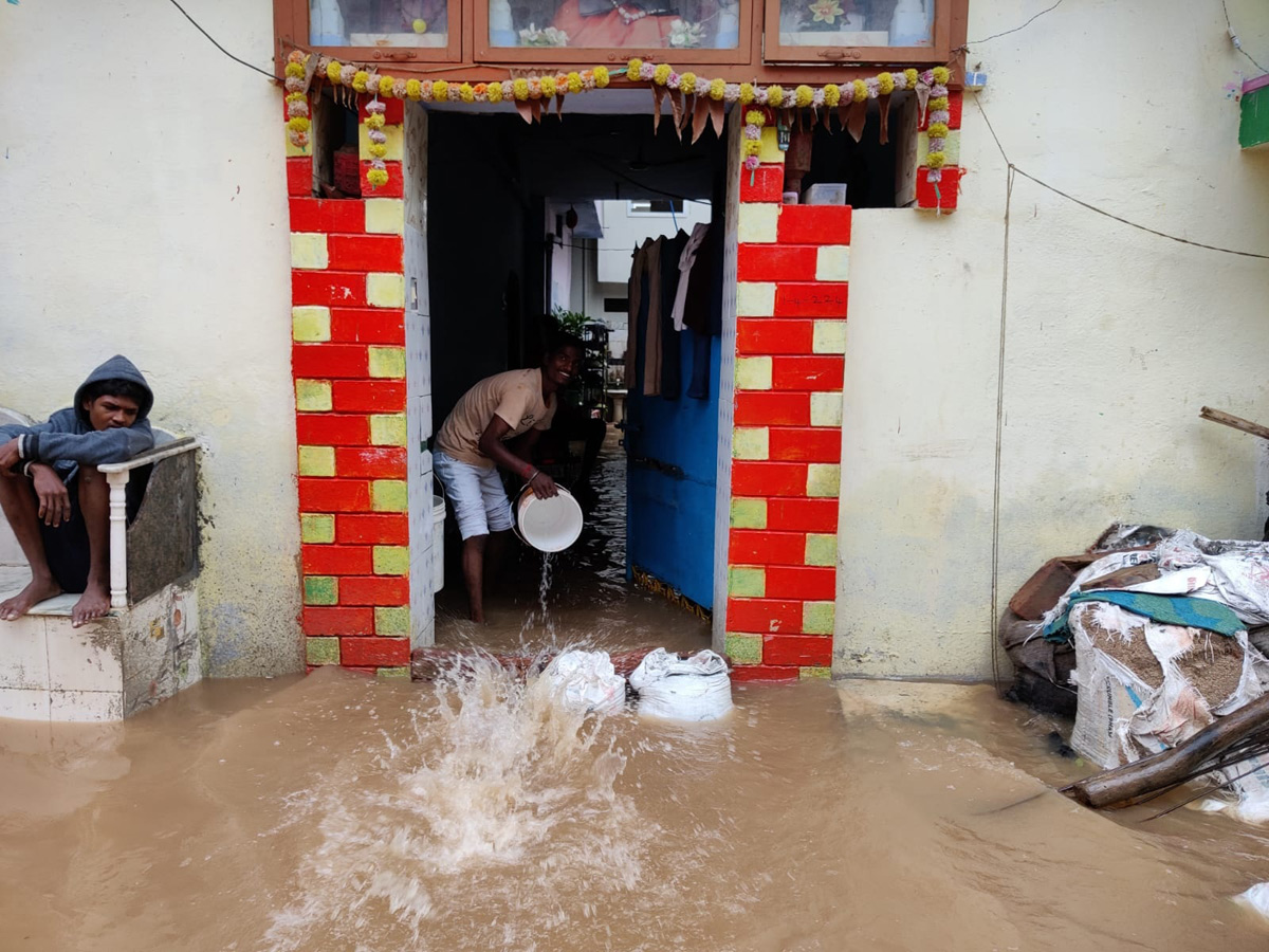 Heavy rains in Karimnagar Sircilla districts - Sakshi19