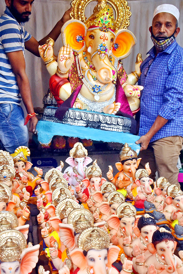 Ganesh Chaturthi 2021 Photo Gallery - Sakshi19