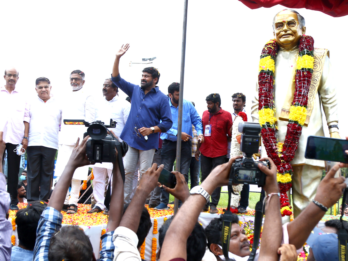 Chiranjeevi Visiting Rajahmundry Photo Gallery  - Sakshi1