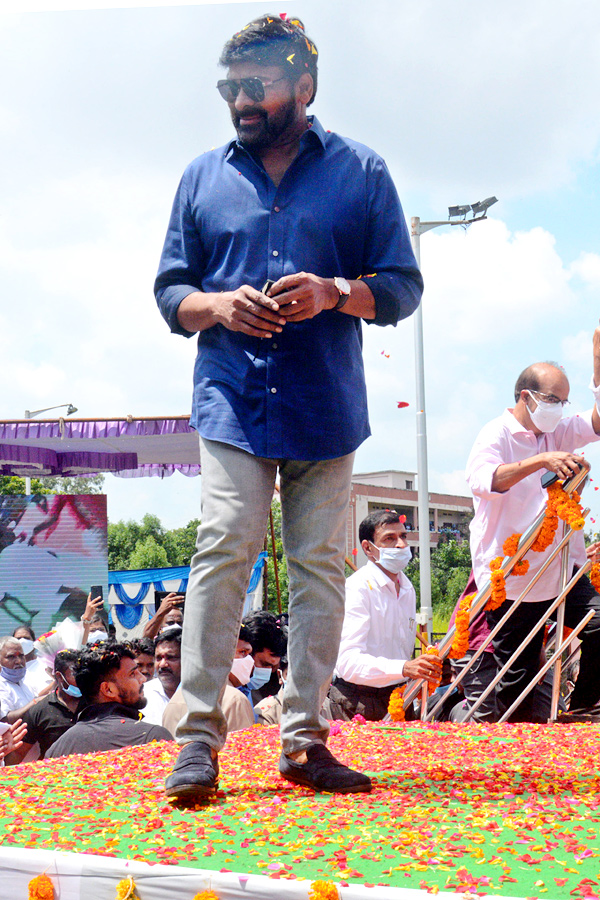 Chiranjeevi Visiting Rajahmundry Photo Gallery  - Sakshi14