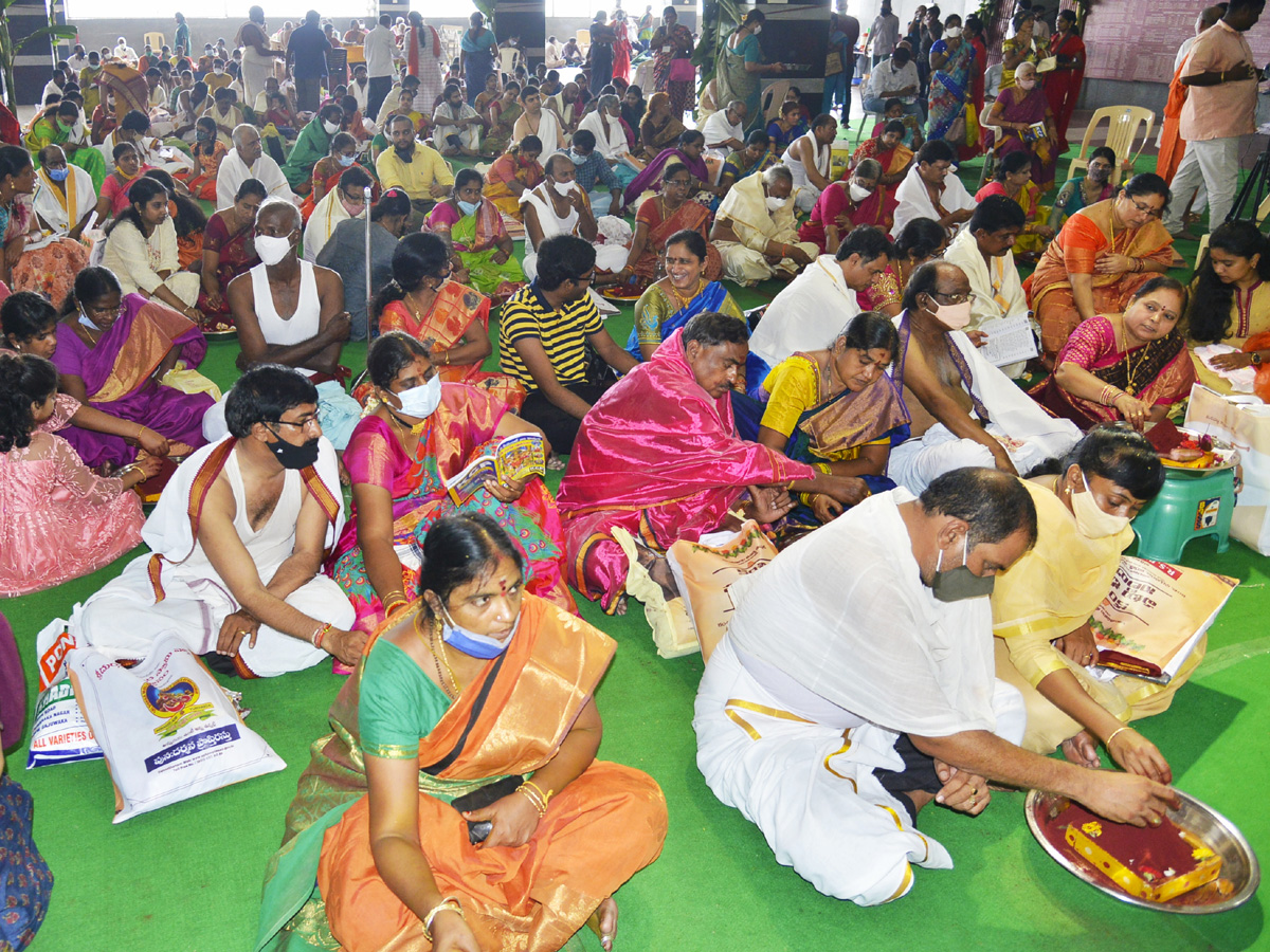 Dussehra Celebrations in Kanaka Durga Temple Photo Gallery - Sakshi30