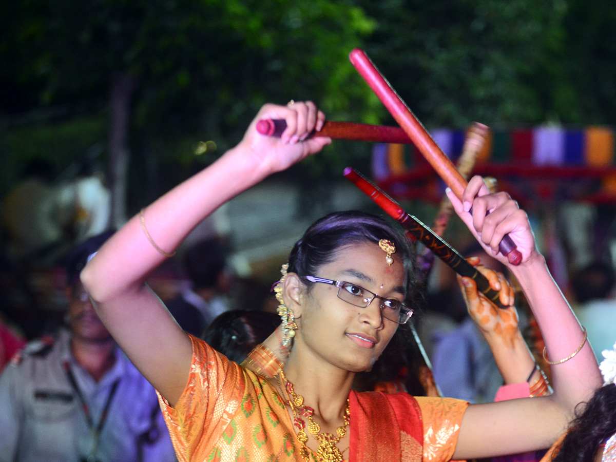 Dussehra Celebrations in Kanaka Durga Temple Photo Gallery - Sakshi19