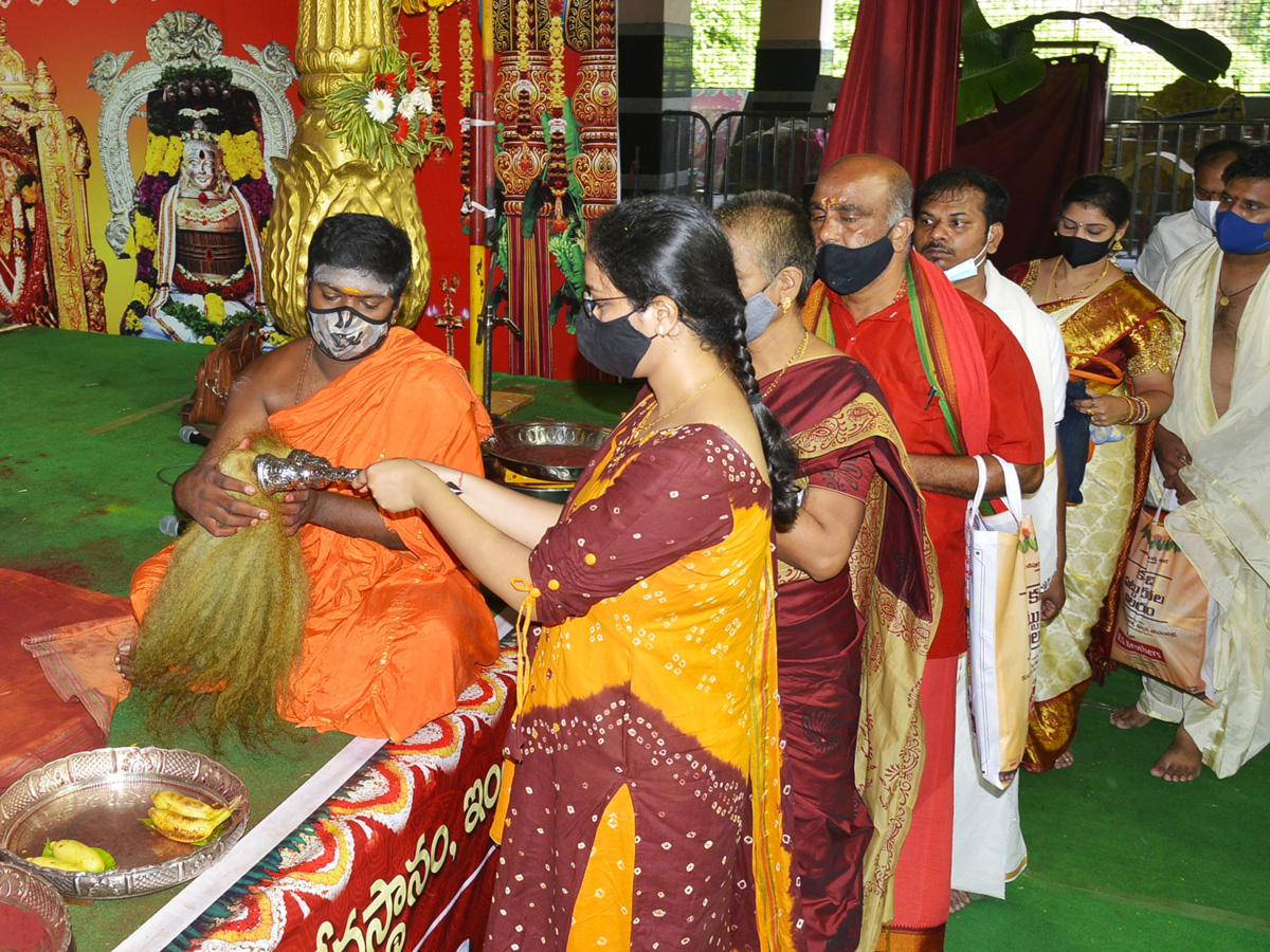 Dussehra Celebrations in Kanaka Durga Temple Photo Gallery - Sakshi27