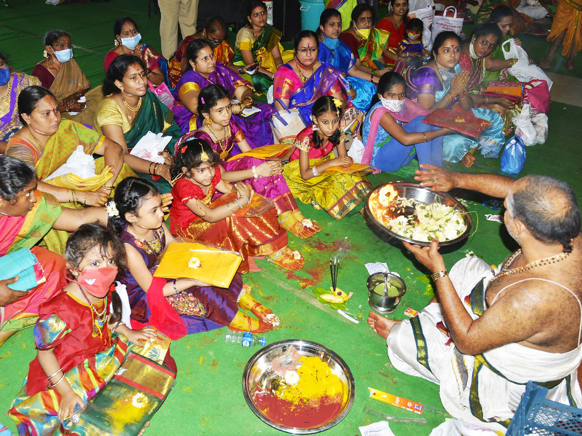 Dussehra Celebrations in Kanaka Durga Temple Photo Gallery - Sakshi28