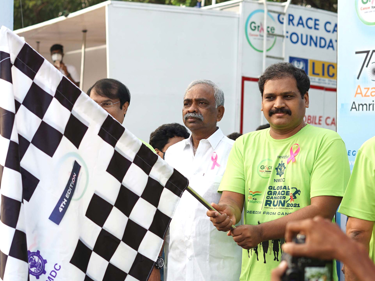 NMDC Cancer Run 2021 Photo Gallery  - Sakshi23