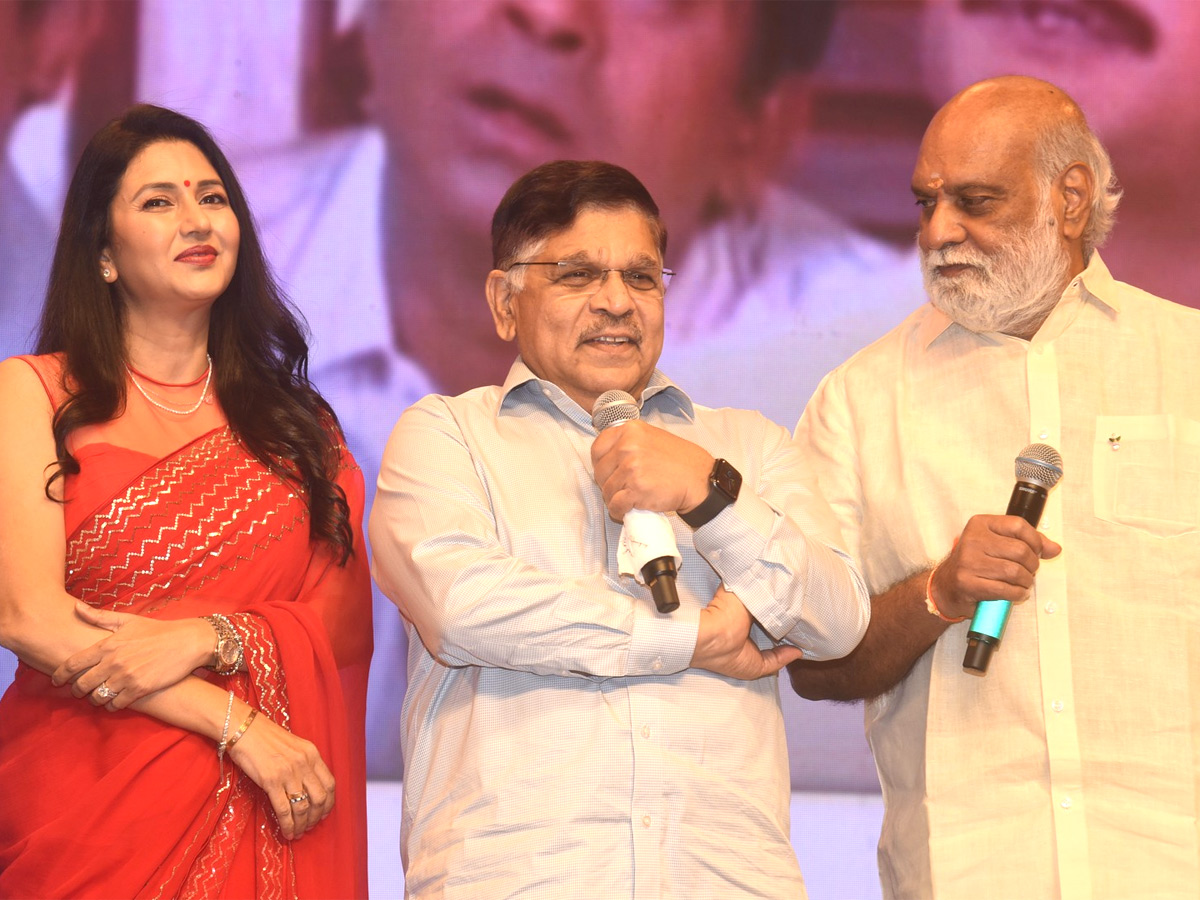 PelliSandaD PreRelease Event Photo Gallery - Sakshi10