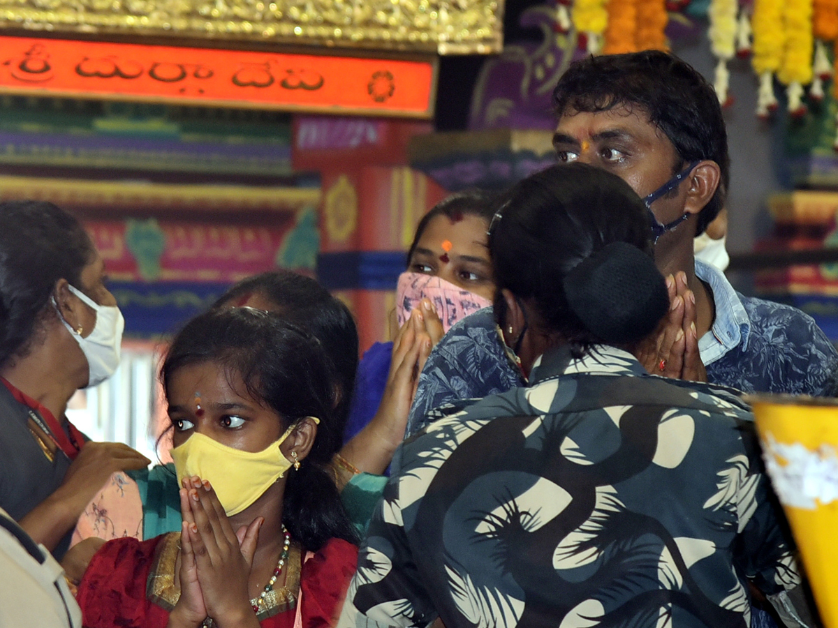 Dussehra Celebrations in Kanaka Durga Temple Photo Gallery - Sakshi6