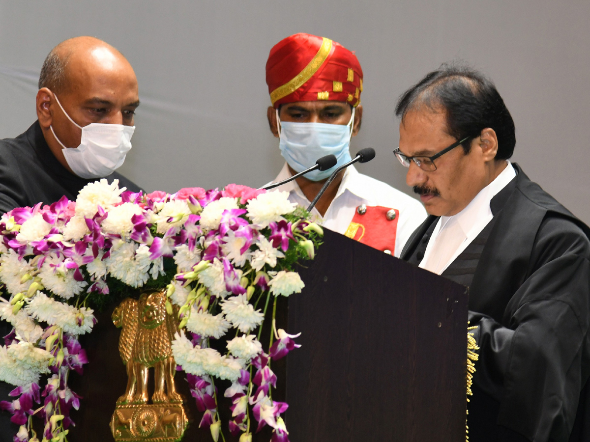 Justice Prashant Kumar Mishra Takes Oath As AP High Court Chief Justice Photo Gallery - Sakshi11