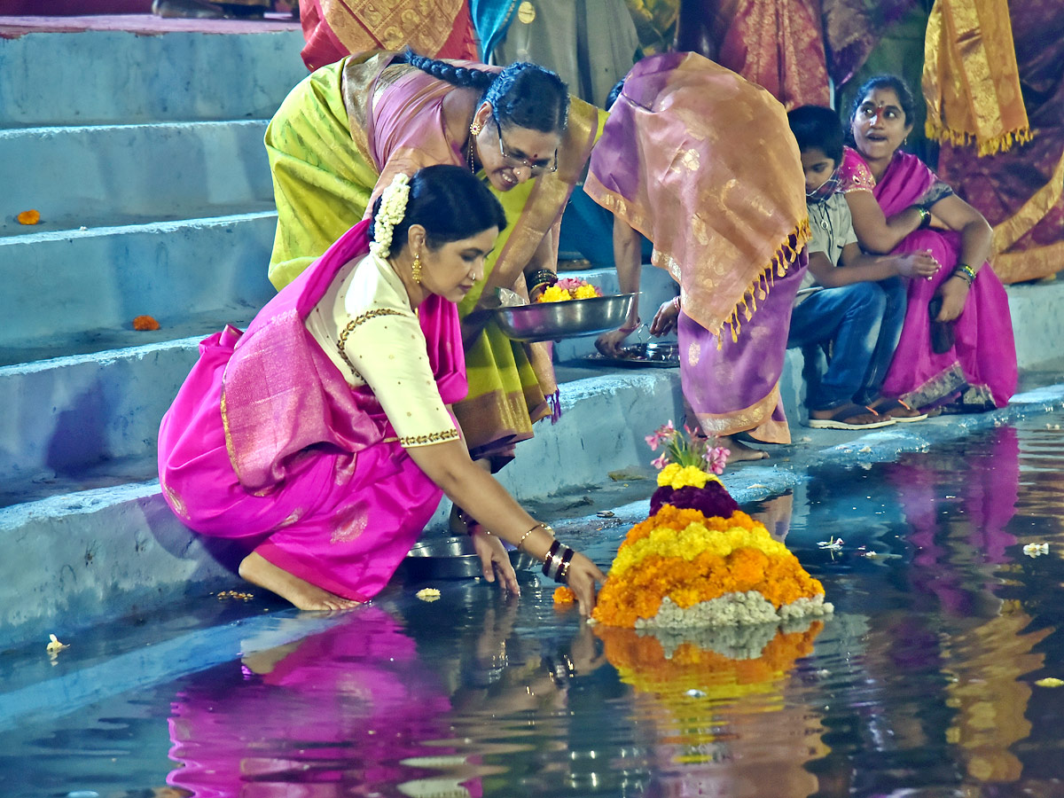 Bathukamma Celebrations In Hyderabad  Photo Gallery - Sakshi10