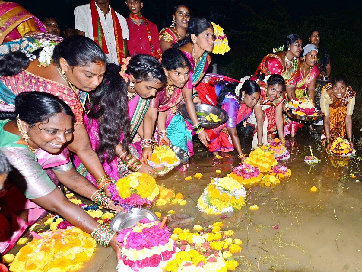 Bathukamma Celebrations In Hyderabad  Photo Gallery - Sakshi16