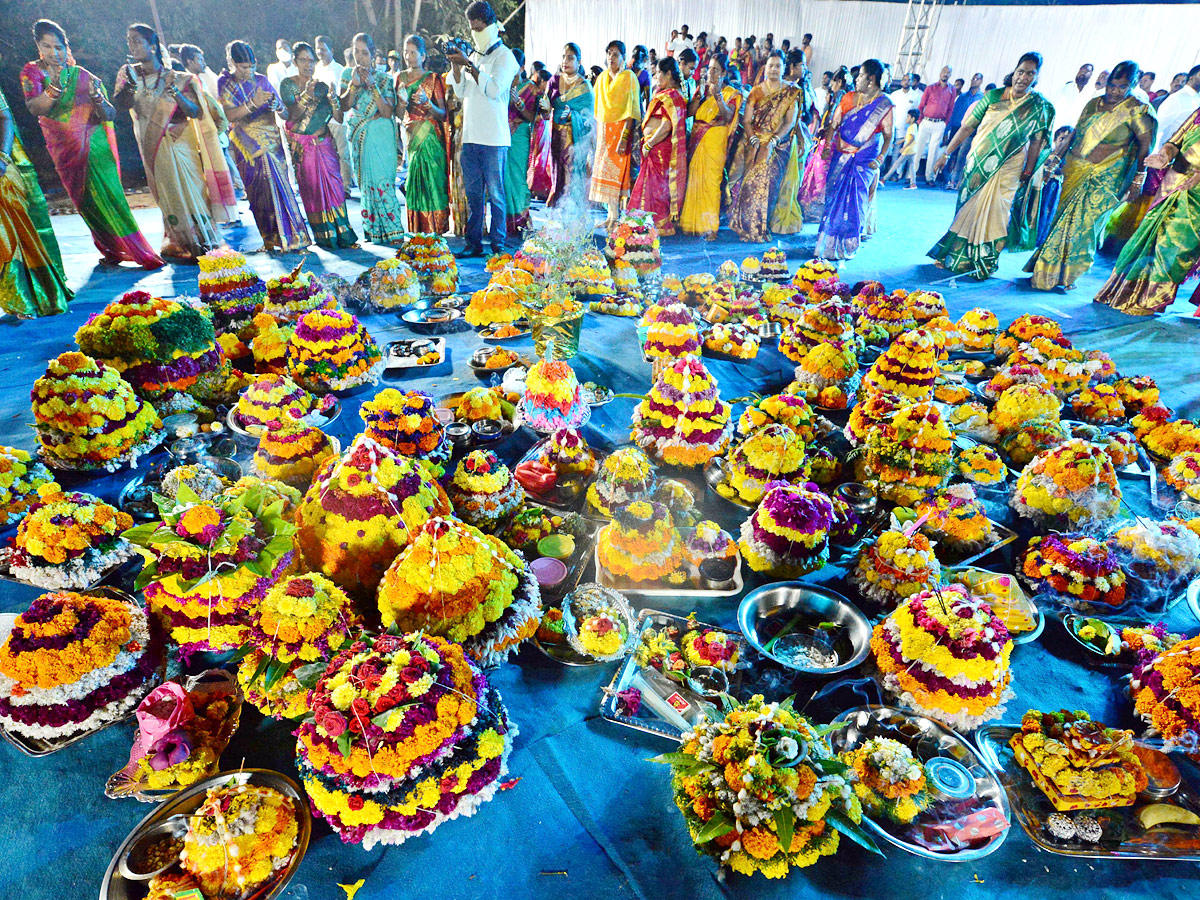 Bathukamma Celebrations In Hyderabad  Photo Gallery - Sakshi25