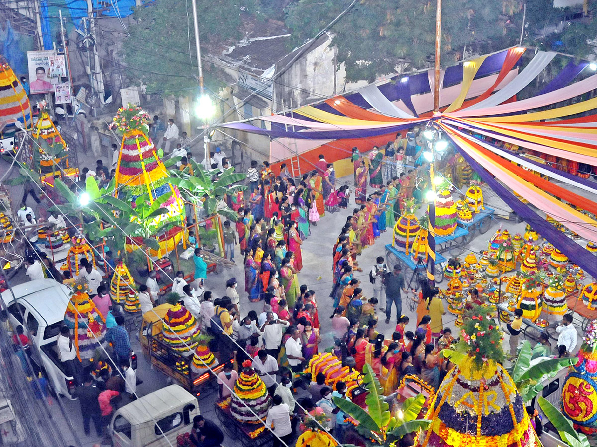 Bathukamma Celebrations In Hyderabad  Photo Gallery - Sakshi27