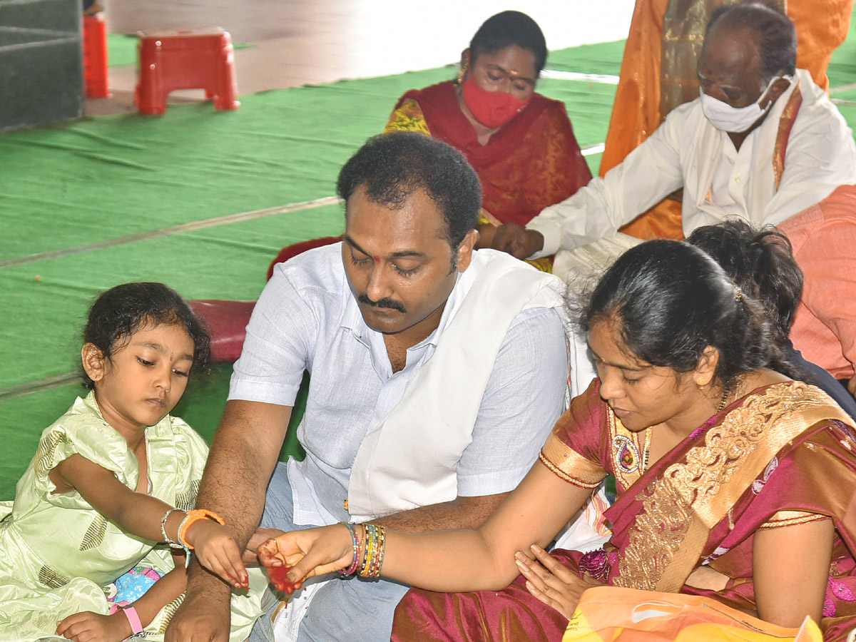 Dussehra Celebrations in Kanaka Durga Temple Vijayawada - Sakshi12