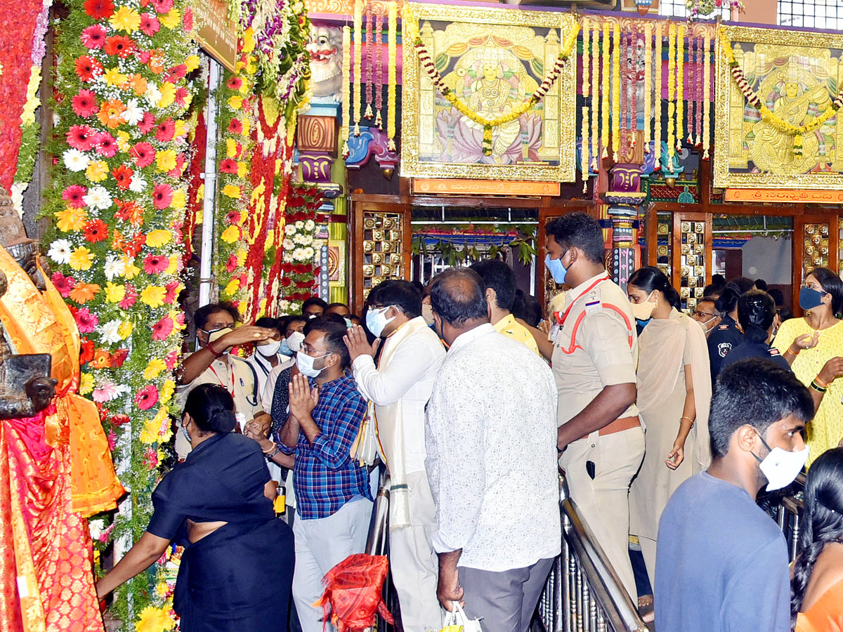 Dussehra Celebrations in Kanaka Durga Temple Vijayawada - Sakshi21