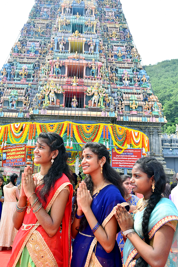 Dussehra Celebrations in Kanaka Durga Temple Vijayawada - Sakshi23