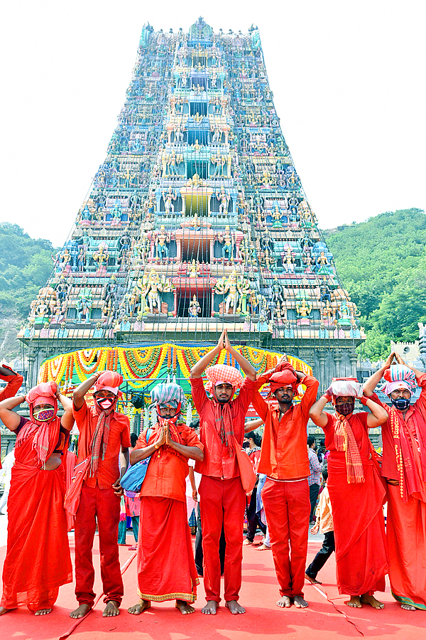 Dussehra Celebrations in Kanaka Durga Temple Vijayawada - Sakshi24