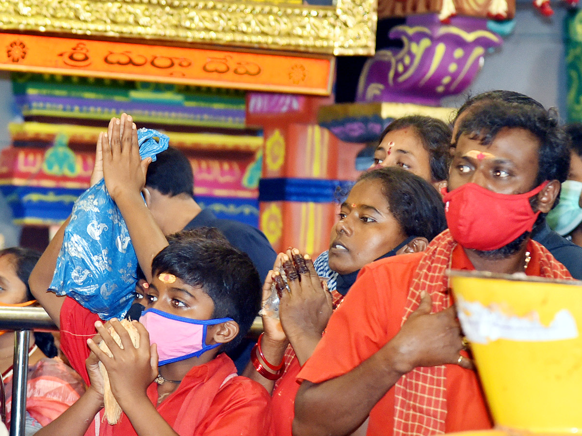 Dussehra Celebrations in Kanaka Durga Temple Vijayawada - Sakshi10