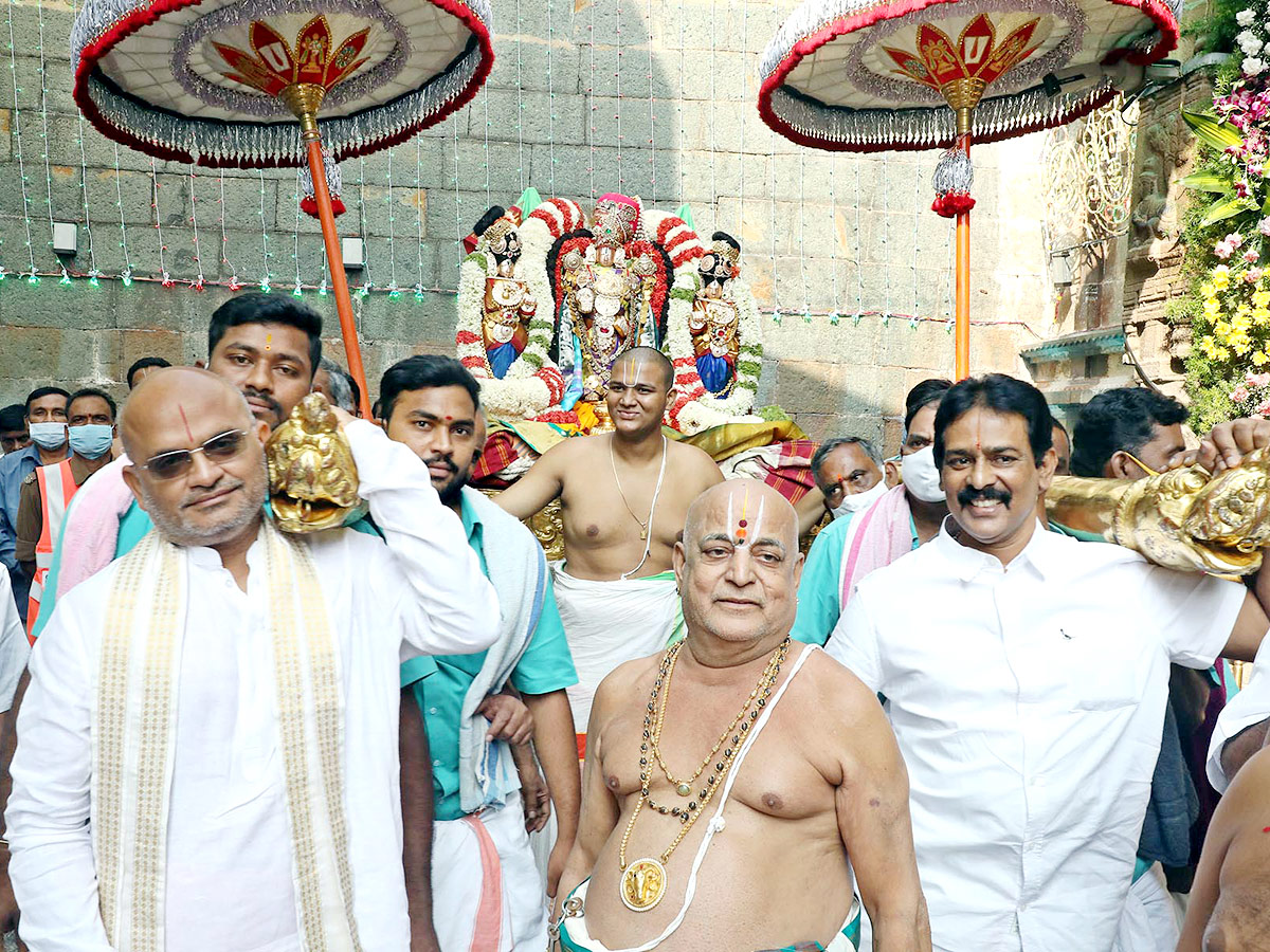 Tirumala Tirupati Brahmotsavam 2021 Photo Gallery - Sakshi8