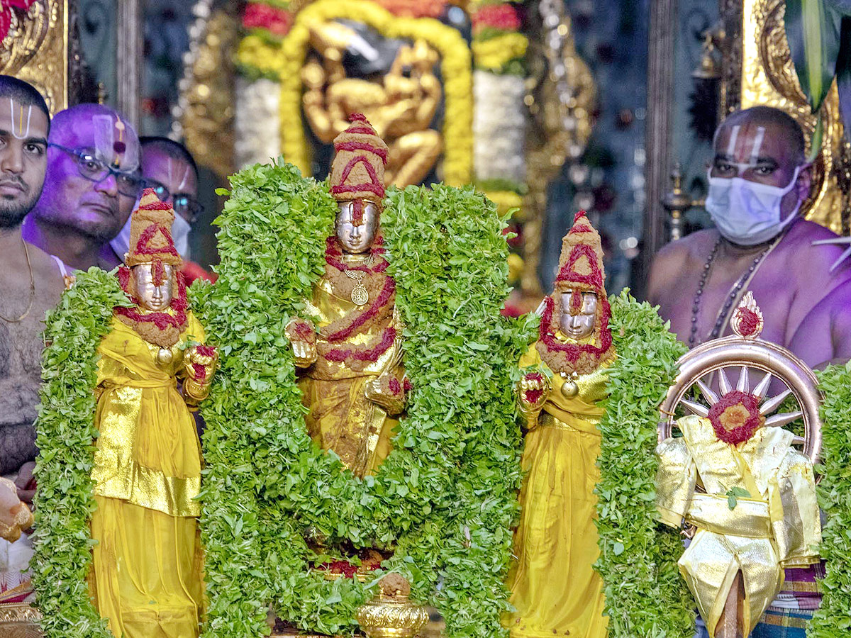 Tirumala Tirupati Brahmotsavam 2021 Photo Gallery - Sakshi1