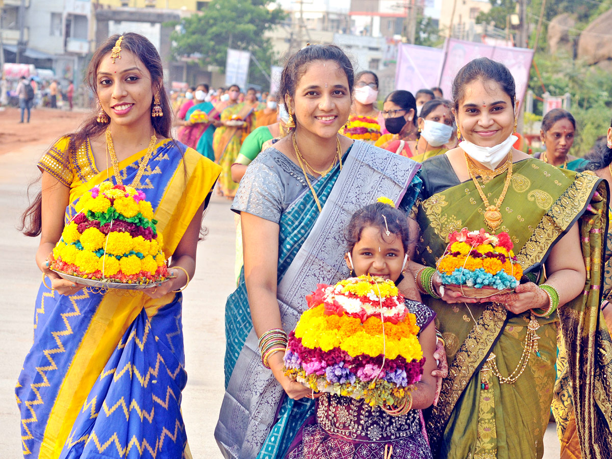 Bathukamma Celebrations Photo Gallery - Sakshi5