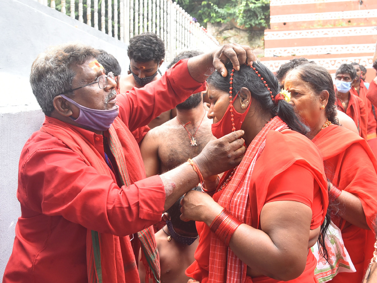 Dasara Sharan navaratri Celebrations At Kanaka Durga Temple - Sakshi29