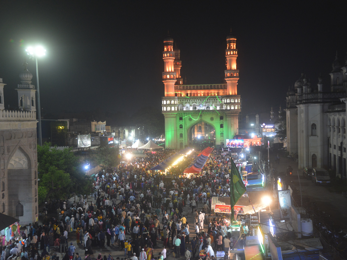 First Sunday Funday at Charminar Photo Gallery - Sakshi1