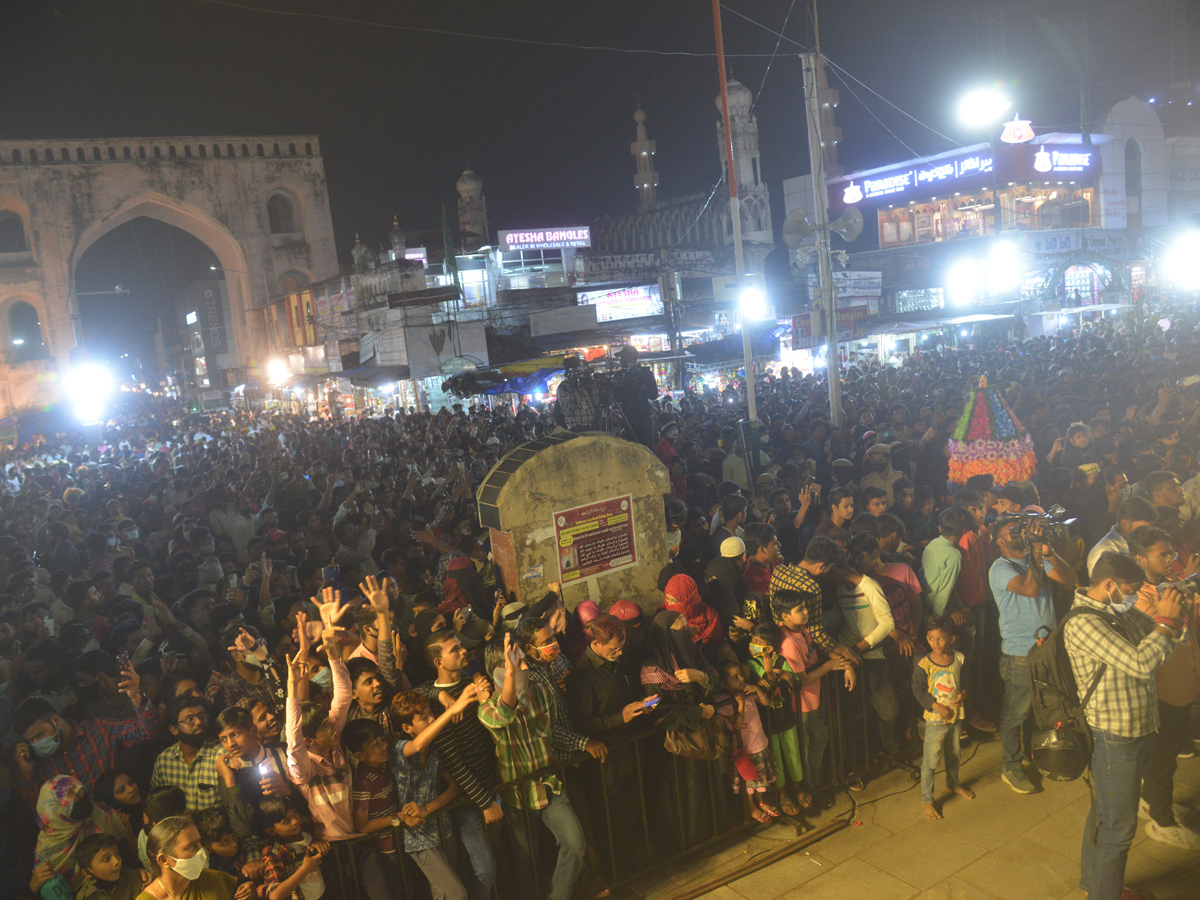 First Sunday Funday at Charminar Photo Gallery - Sakshi7