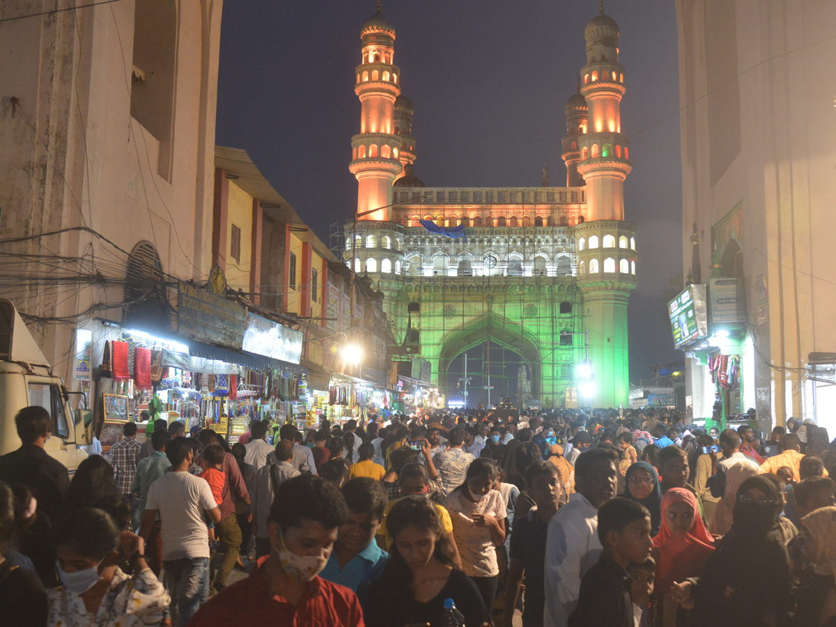 First Sunday Funday at Charminar Photo Gallery - Sakshi9