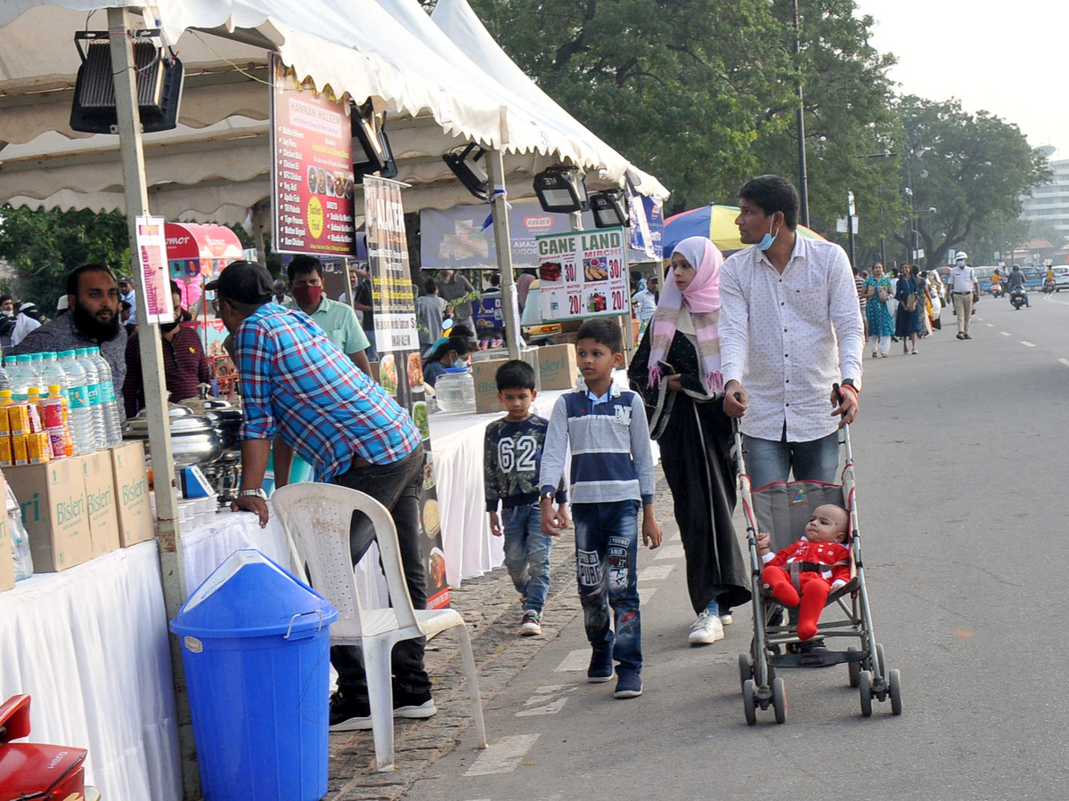 Sunday Funday at Tank Bund Photo Gallery - Sakshi13