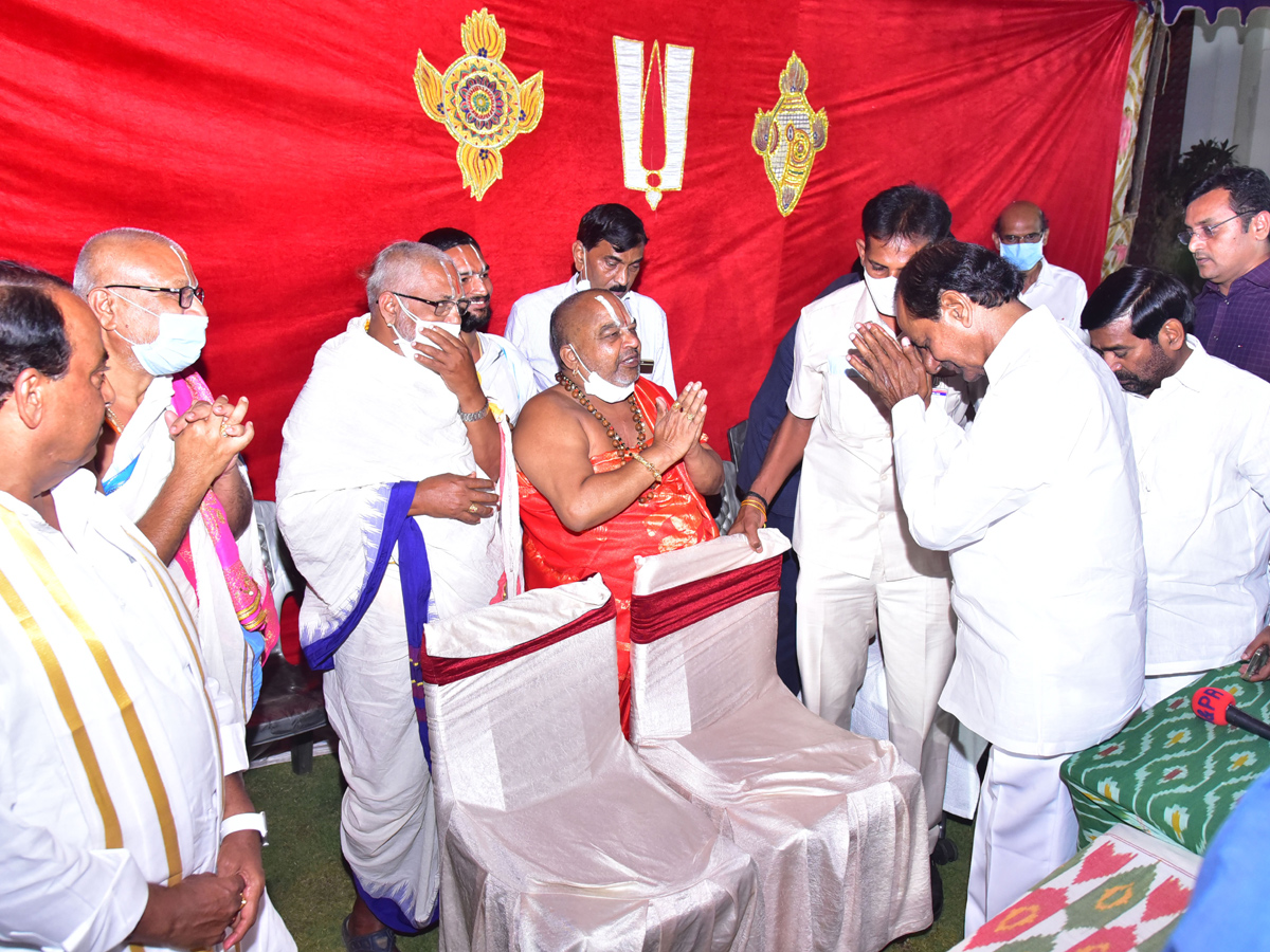 KCR Visits Yadadri Temple Photo Gallery - Sakshi11