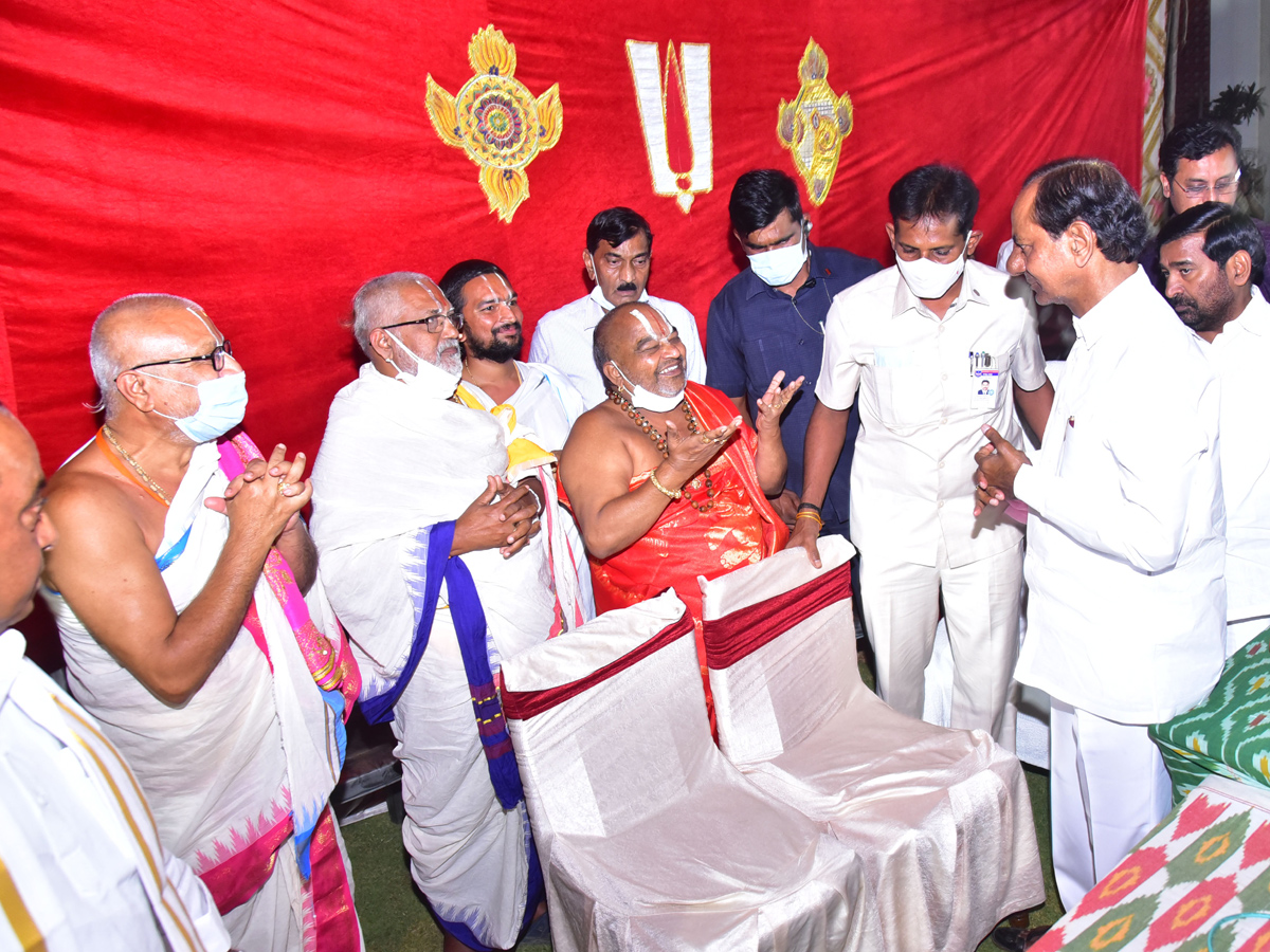 KCR Visits Yadadri Temple Photo Gallery - Sakshi12