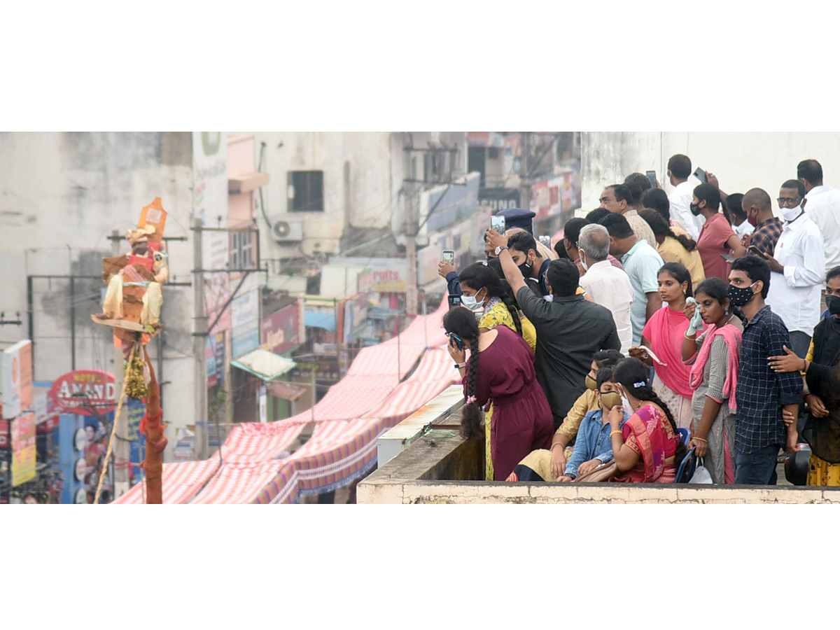 Pydithalli Ammavaru Sirimanu Utsavam Vizianagaram Photo Gallery - Sakshi21