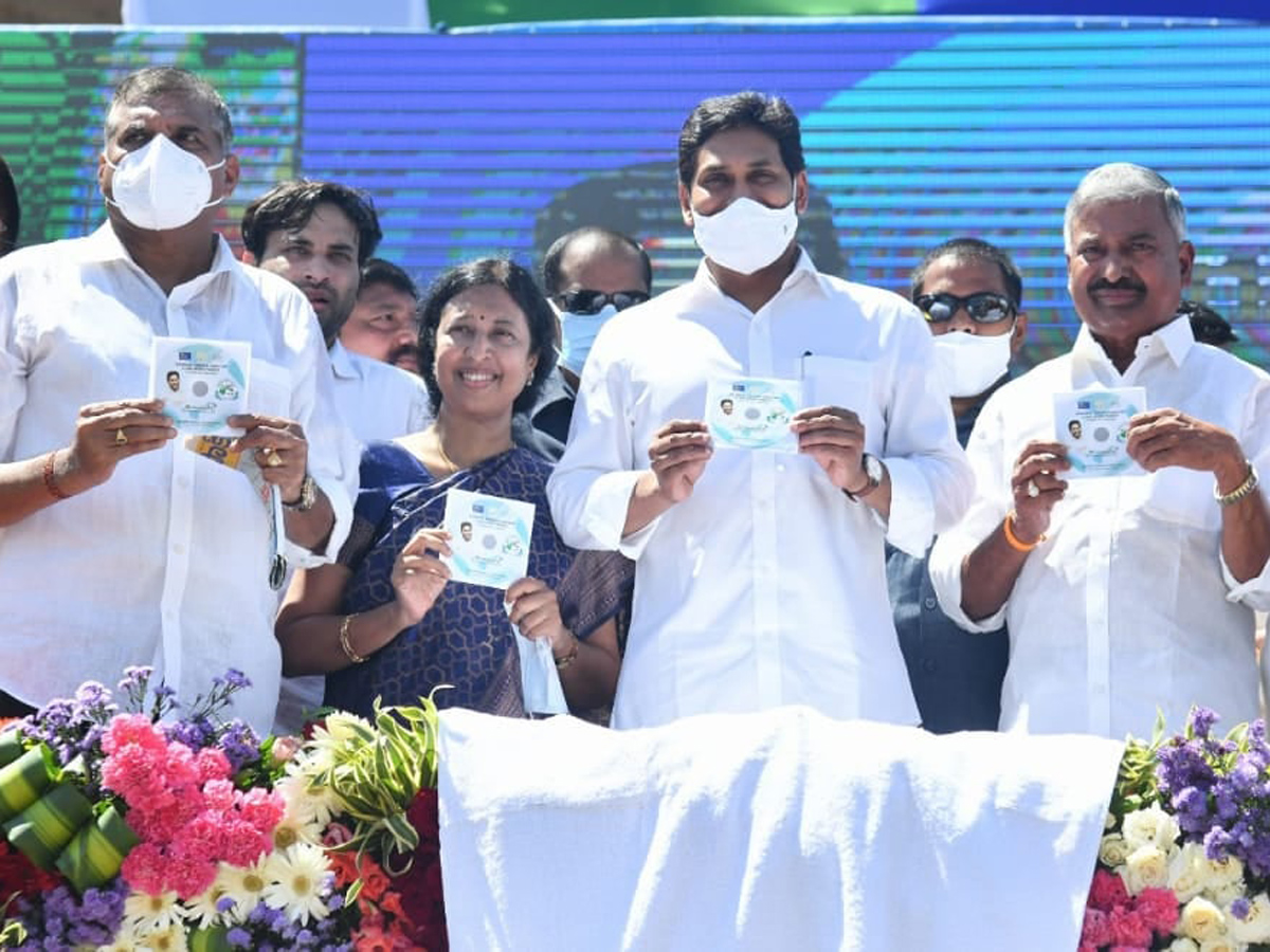 CM YS Jagan Launches Clean Andhra Pradesh Program Photos - Sakshi10