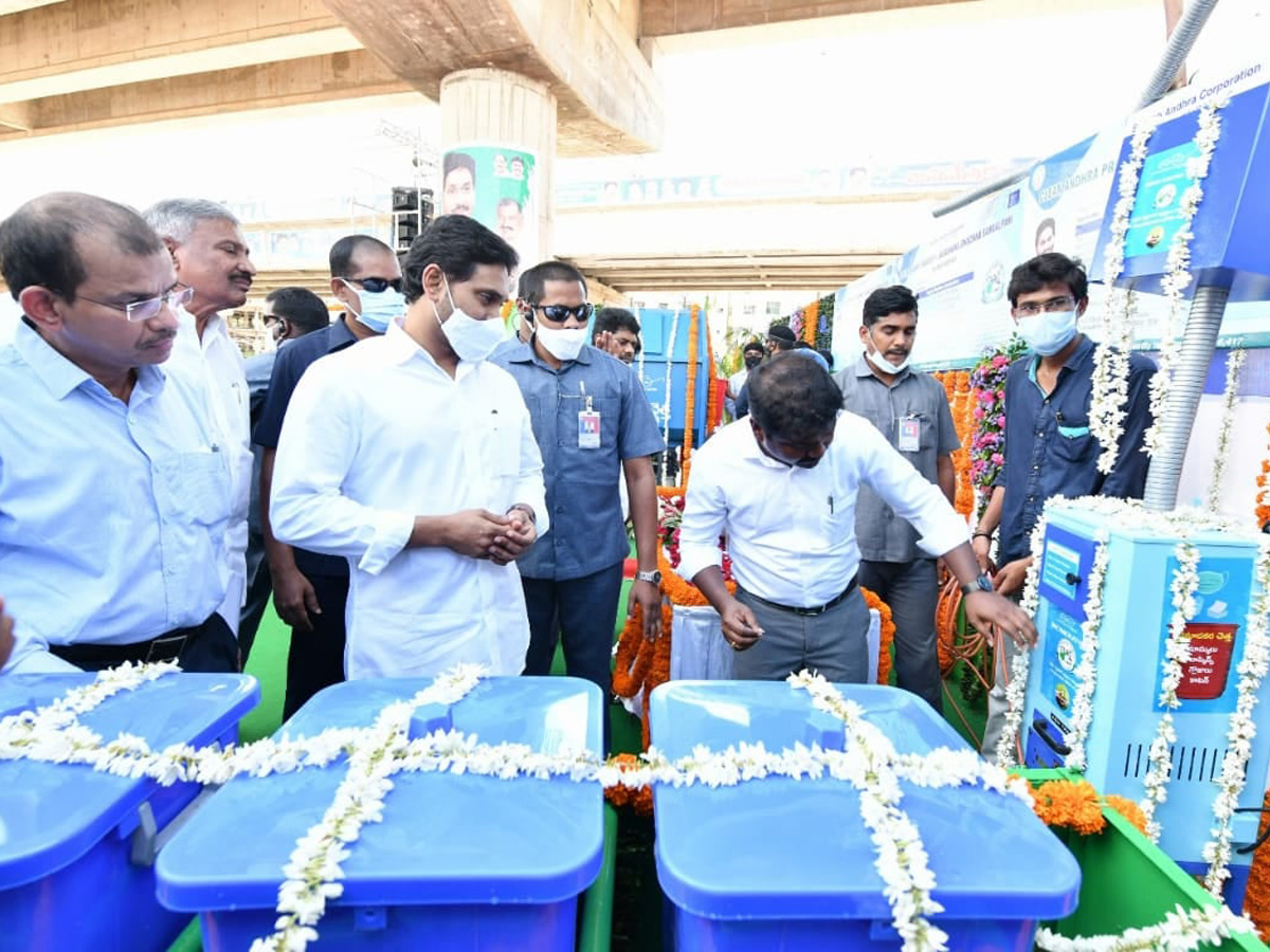 CM YS Jagan Launches Clean Andhra Pradesh Program Photos - Sakshi11