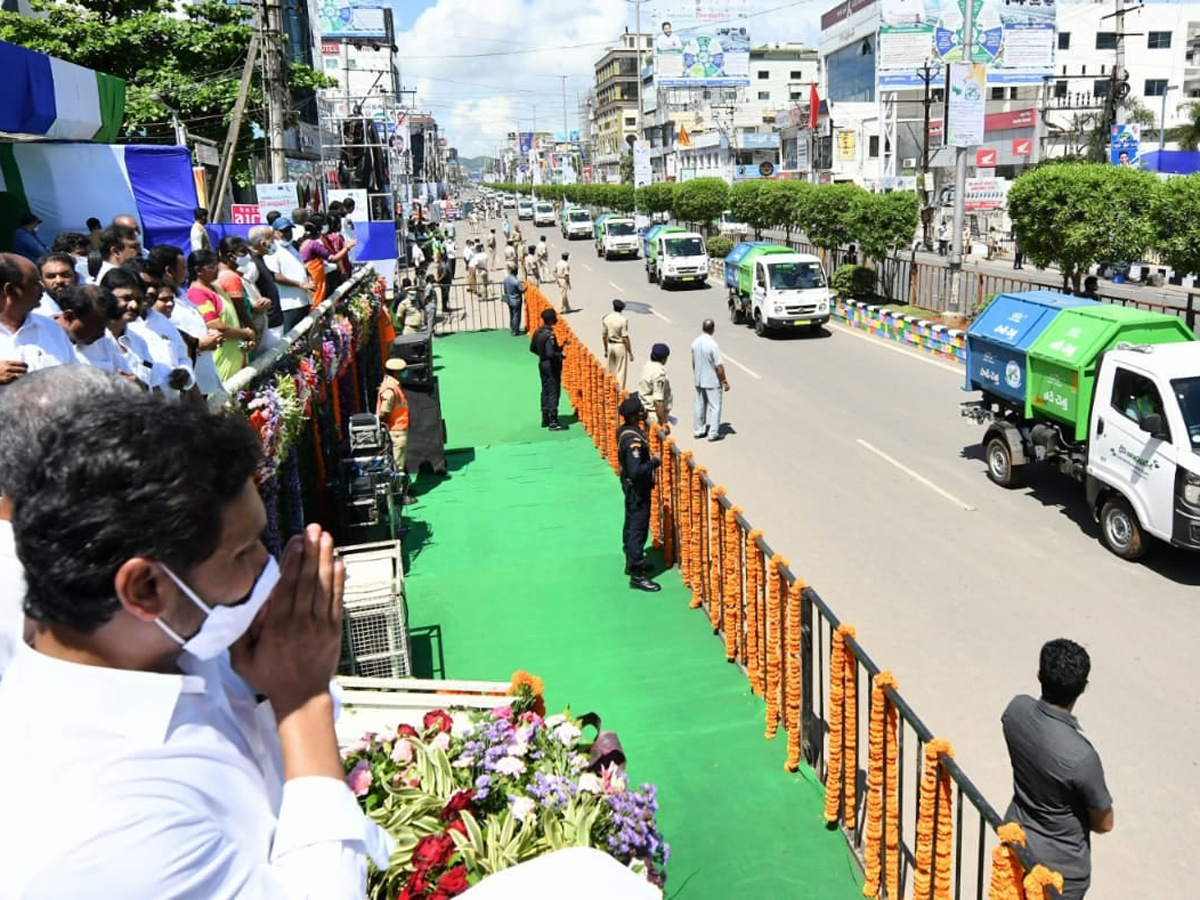 CM YS Jagan Launches Clean Andhra Pradesh Program Photos - Sakshi20