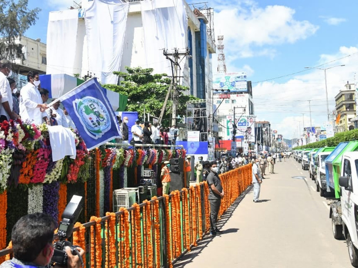 CM YS Jagan Launches Clean Andhra Pradesh Program Photos - Sakshi26