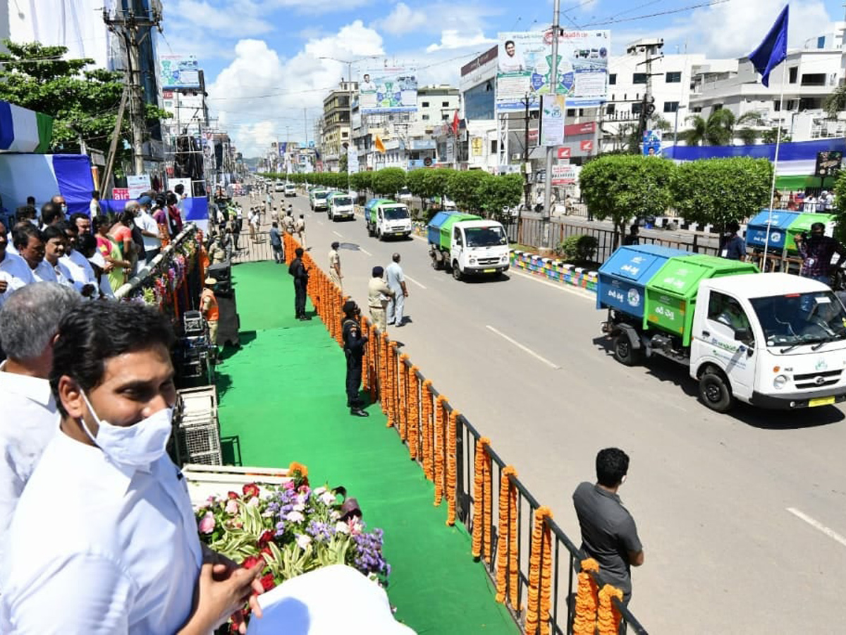 CM YS Jagan Launches Clean Andhra Pradesh Program Photos - Sakshi9