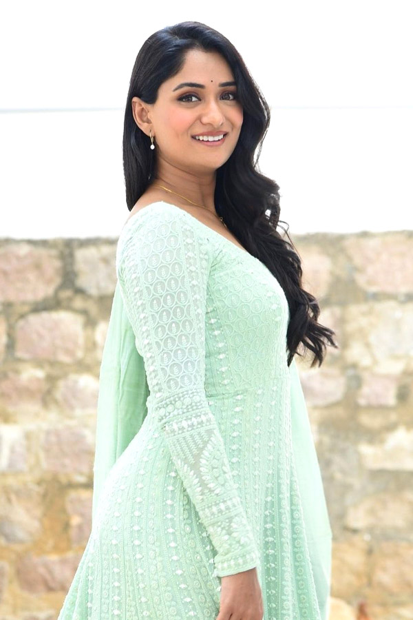 Natyam Heroine‌ Sandhyaraj‌ Photo Gallery - Sakshi11