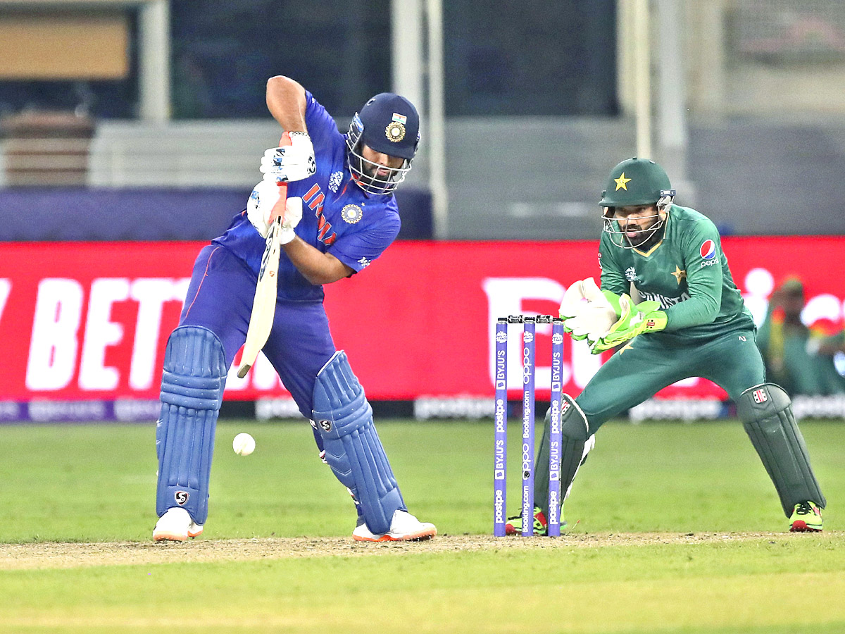 Twenty20 World Cup match between India and Pakistan in Dubai - Sakshi28