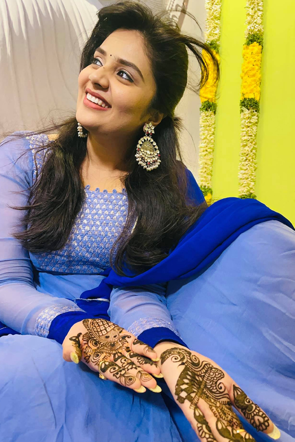 Anchor Sreemukhi Photos In Mukku Avinash Marriage - Sakshi29