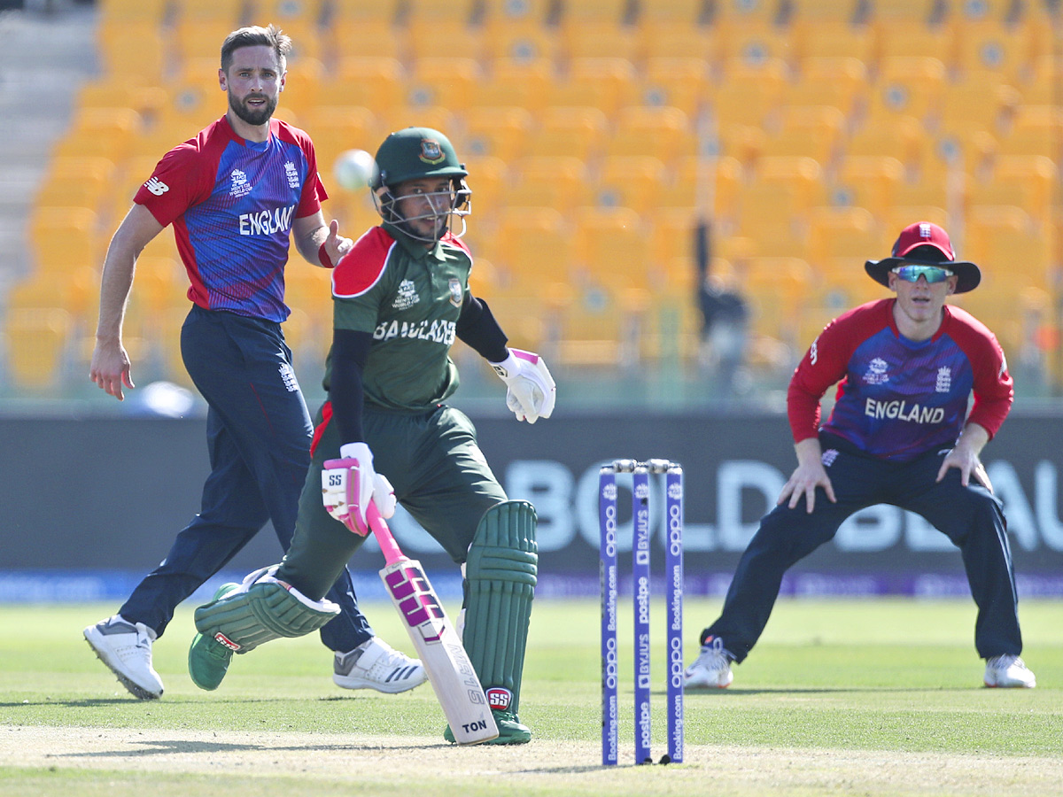 England Beat Bangladesh by 8 wickets Photo Gallery - Sakshi9