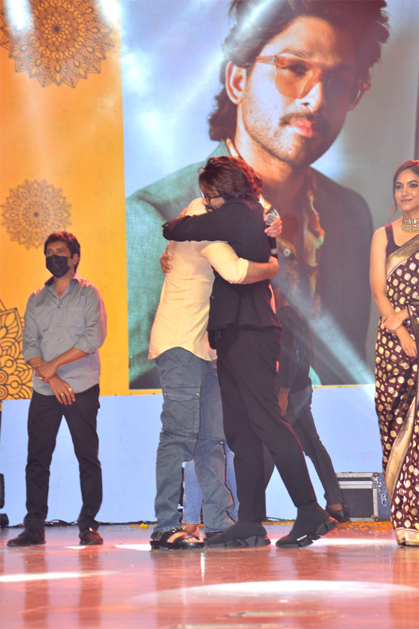 Allu Arjun At Varudu Kaavalenu Pre Release Event Photo Gallery - Sakshi10