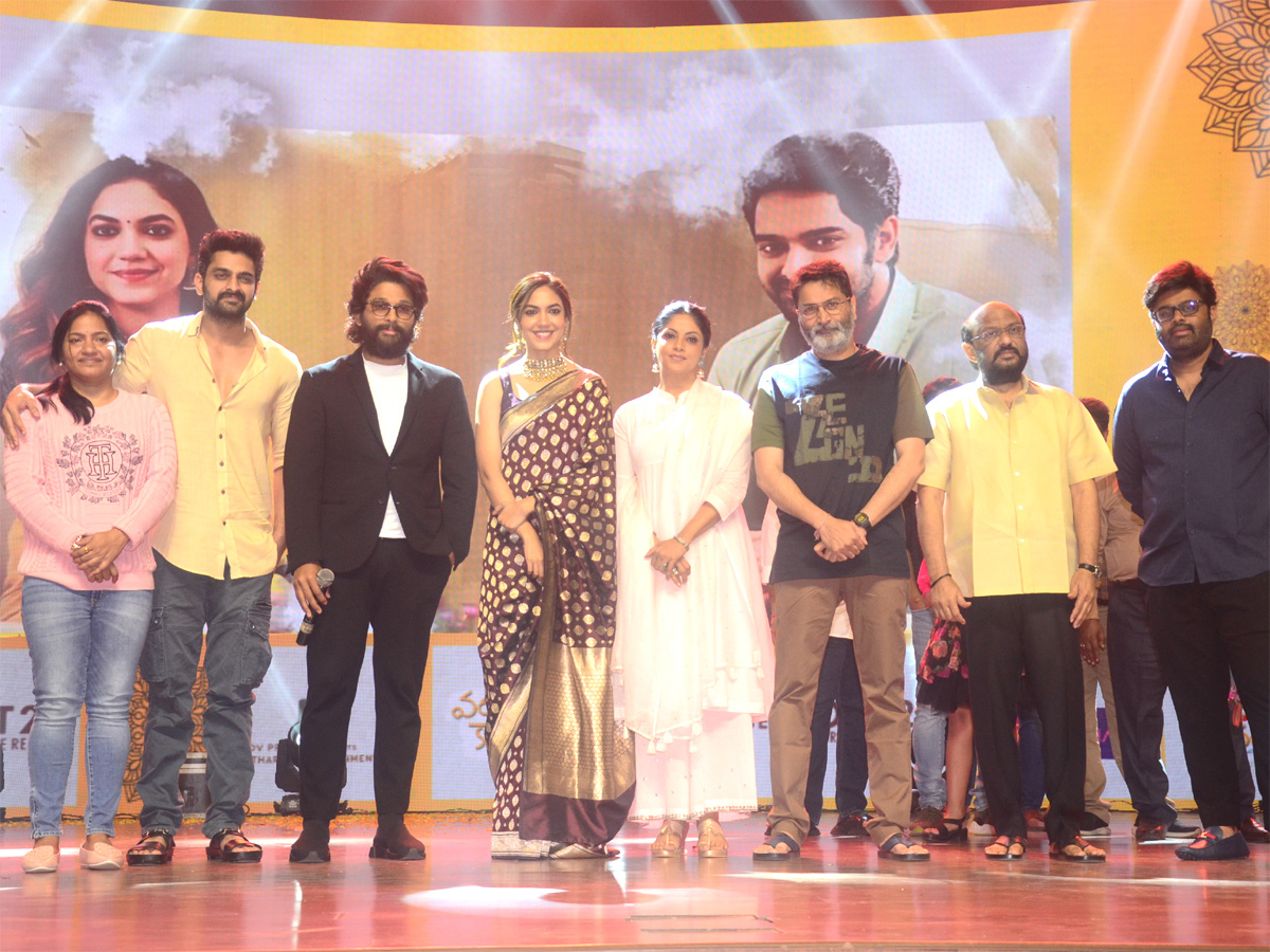 Allu Arjun At Varudu Kaavalenu Pre Release Event Photo Gallery - Sakshi2