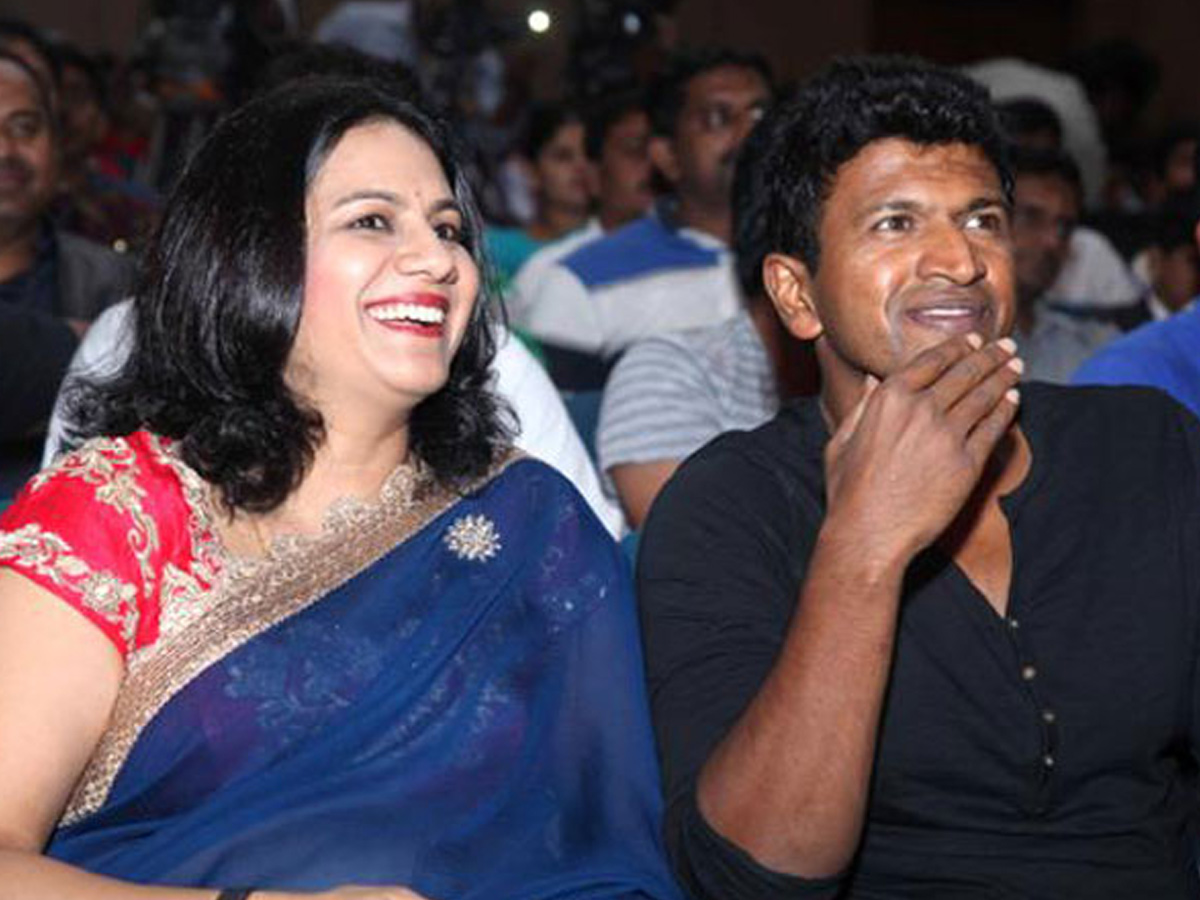 Puneeth Rajkumar Ashwini Rewanth Photo Gallery - Sakshi13