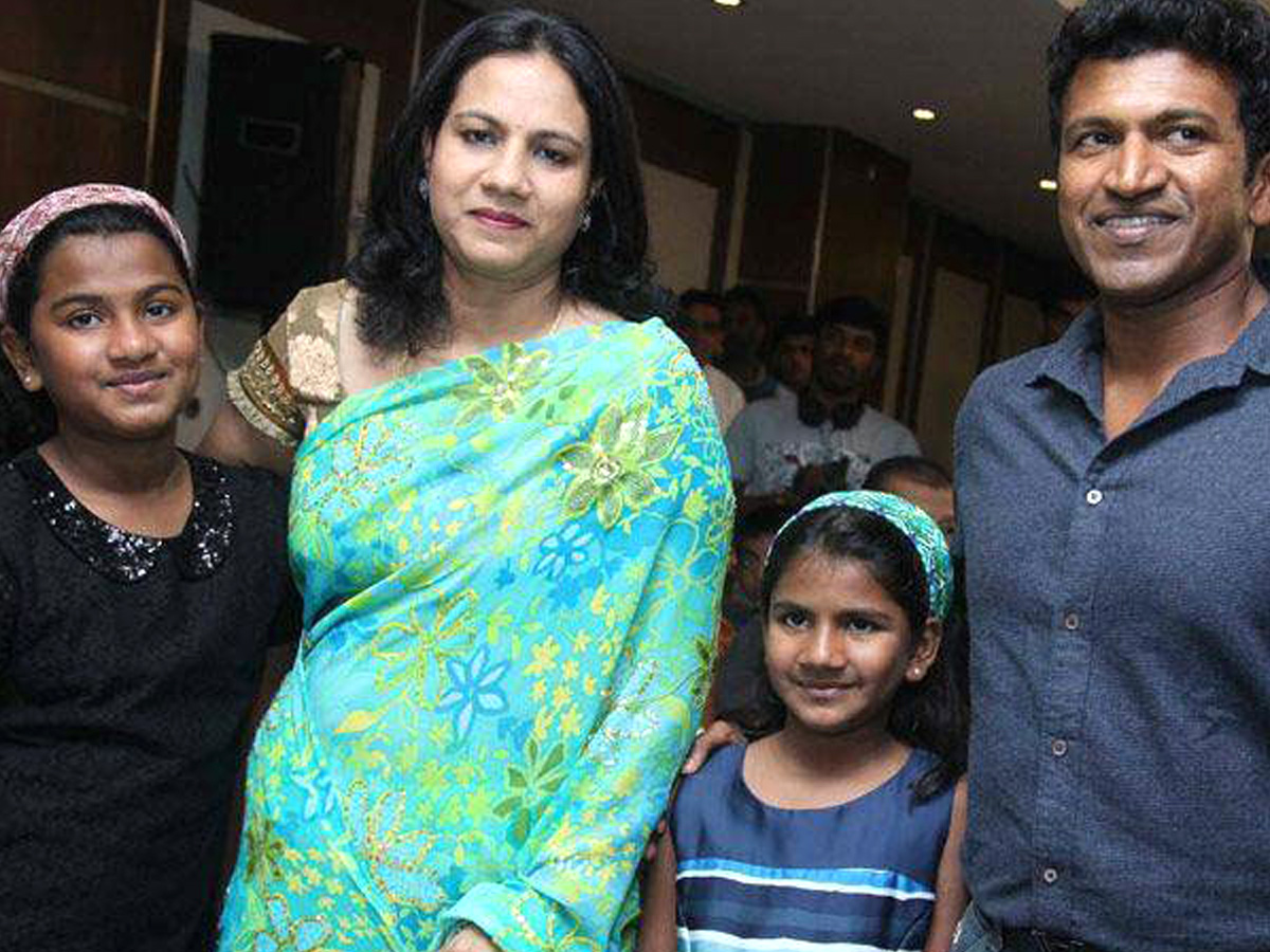 Puneeth Rajkumar Ashwini Rewanth Photo Gallery - Sakshi6