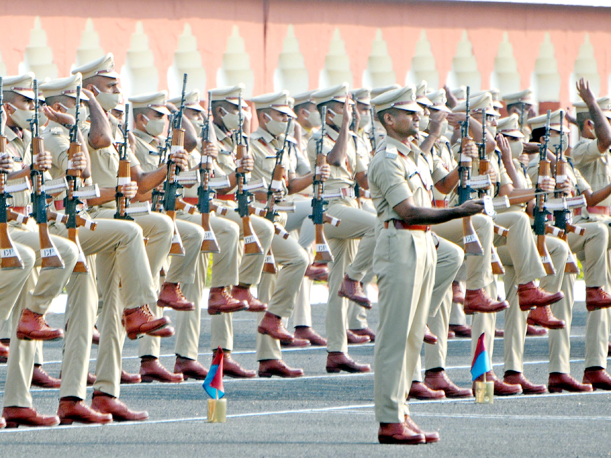 Hyderabad:The 34th batch of Assistant Commandants of CISF - Sakshi5