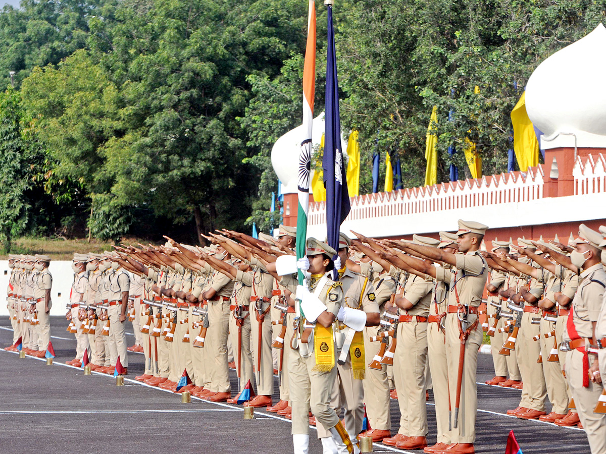 Hyderabad:The 34th batch of Assistant Commandants of CISF - Sakshi10