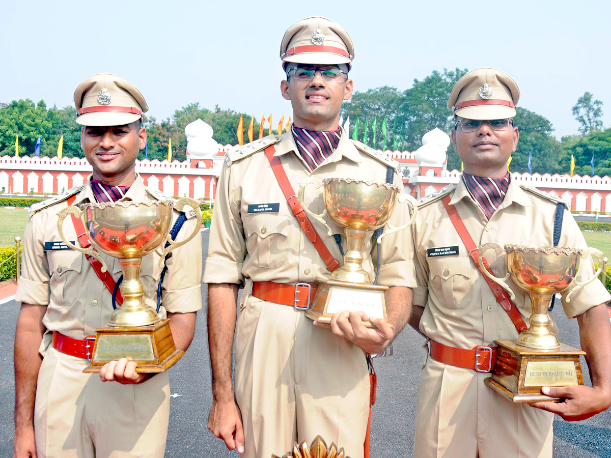 Hyderabad:The 34th batch of Assistant Commandants of CISF - Sakshi22