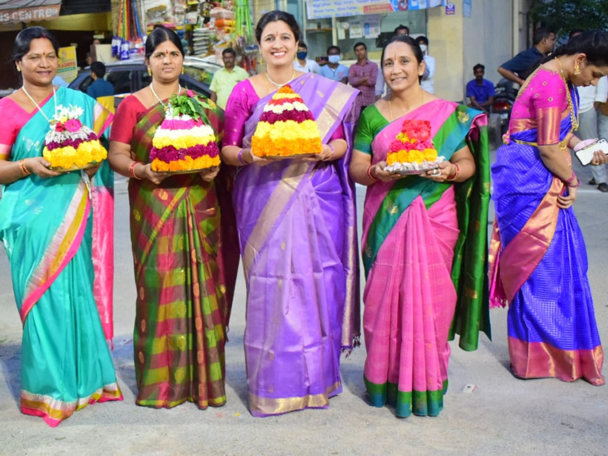 Photos : Bathukamma Festival Celebrations Starts All Over Telangana State - Sakshi8